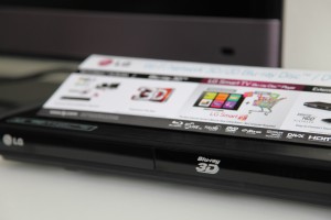 3D-fähig, viele Extras, guter Preis: der LG-Blu-Ray-Player BD670