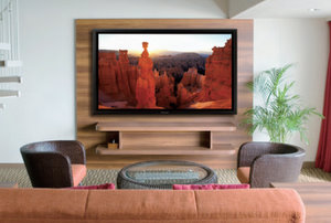 Panasonic TH 50VX100E Full HD Plasma Fernseher (Foto: Panasonic)