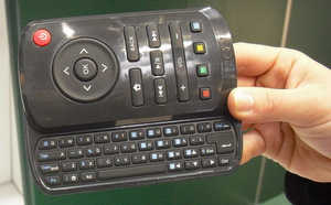 Cebit 2010: Die Acer Fernbedienung für Full HD Multimedia auf dem LCD Fernseher